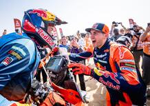 Dakar 2026. Finale. MICIDIALE COLPO DI SCENA! E i vincitori sono: Luciano Benavides, KTM; Nasser Al Attiyah e Fabian Lurquin, Dacia [VIDEO]