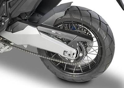 Givi MG1156 Parafango Copricatena nero HONDA - Annuncio 9853613