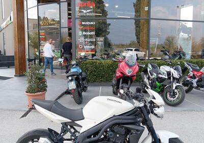 Triumph Speed Triple 1050 (2011 - 13) - Annuncio 9875356