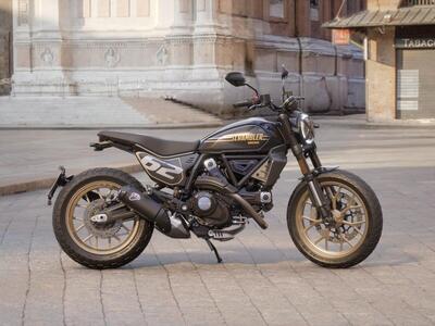 Ducati Scrambler 800 Full Throttle (2025 - 26) nuova