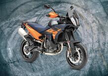 KTM 890 SMT 2026: la Supermoto si rifà il look