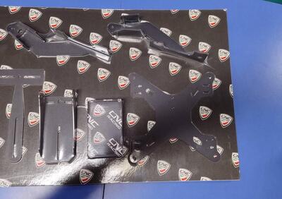 Portatarga regolabile Hypermotard 950 Cnc Racing - Annuncio 9927795