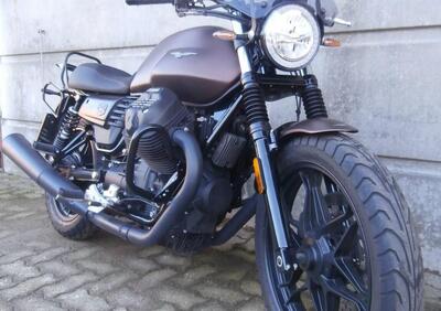 Moto Guzzi V7 III Stone Night Pack (2019 - 20) - Annuncio 9927878