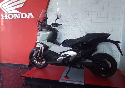 Honda X-ADV 750 DCT (2021 - 24) - Annuncio 9928634