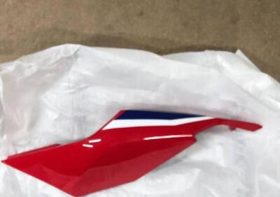 FIANCHETTO POSTERIORE SINISTRO PER HONDA CBR 1000 - Annuncio 9928866