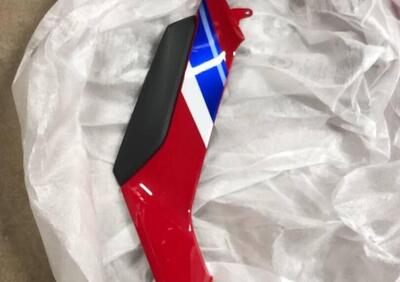 COPERCHIO TELAIO LATERALE SINISTRO PER HONDA CBR 1 - Annuncio 9928895