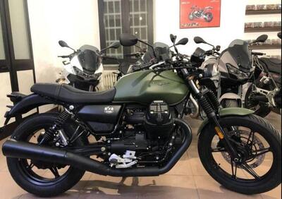 Moto Guzzi V7 Stone (2021 - 24) - Annuncio 9930791