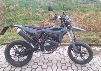 Betamotor RR 125 4T Motard T - X Special Edition (2025 - 26) - Annuncio 9932546