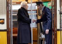 Milano-Cortina 2026, Mattarella arriva a San Siro in tram con Valentino Rossi: il gesto-simbolo delle Olimpiadi [VIDEO]