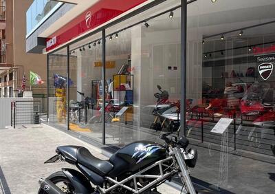 Ducati Monster 620 I.E. Dark (2002) - Annuncio 9935232