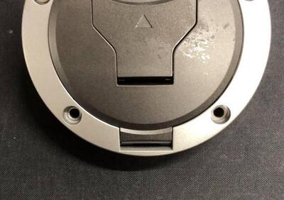 TAPPO SERBATOIO PER HONDA CBR 1000 RR-R CODICE 176 - Annuncio 9935234