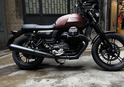 Moto Guzzi V7 III Stone (2017 - 20) - Annuncio 9936651