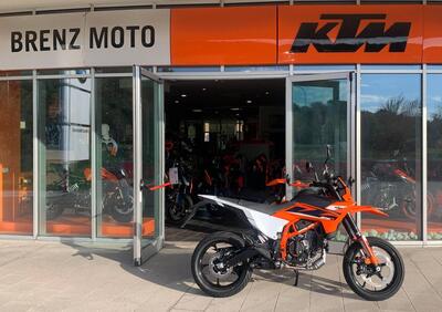 KTM 125 SMC R (2025 - 26) - Annuncio 9937922
