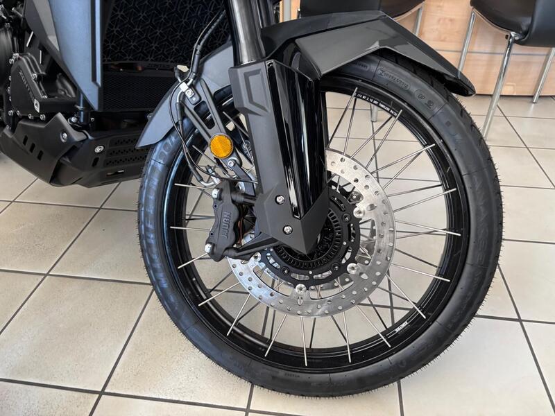 Zontes ZT703-F (2025 - 26) (4)