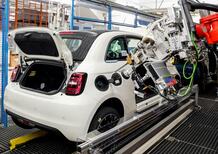 Stellantis, Mirafiori: arrivano i primi 80 neoassunti per la Fiat 500 Hybrid, l'obiettivo? 100.000 unità nel 2026