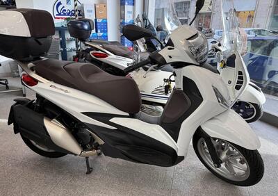 Piaggio Beverly 400 ABS-ASR (2021 - 24) - Annuncio 9942417