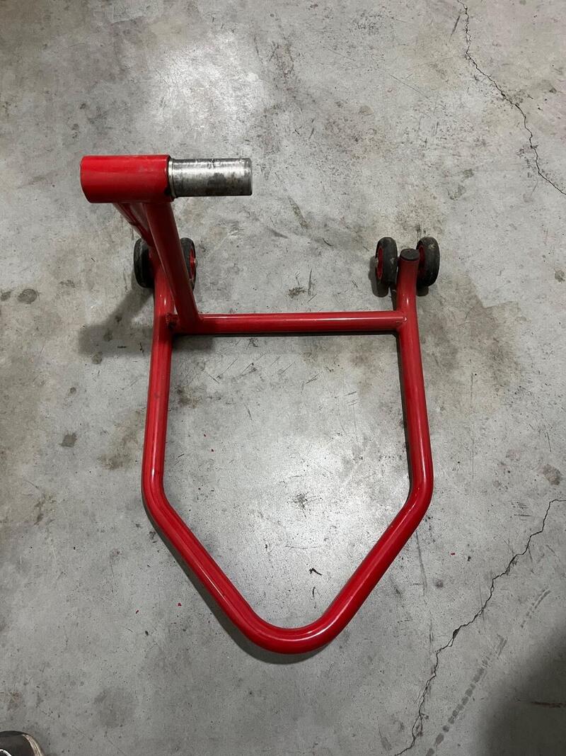 Cavalletto alza moto mono 100 % (2)