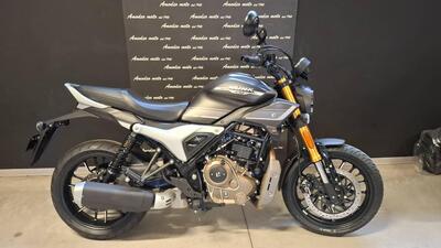 Hero MotoCorp Hunk 440 (2026) nuova