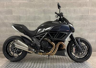 Ducati Diavel 1200 Carbon (2010 - 13) - Annuncio 9942169