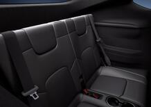 Tesla Model Y: l’elettrico che vuole rubare clienti ai van, arriva in Italia la 7 posti