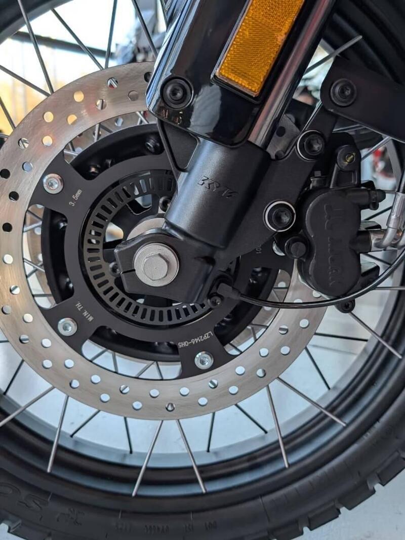 Swm Versante 550 (2026) (3)