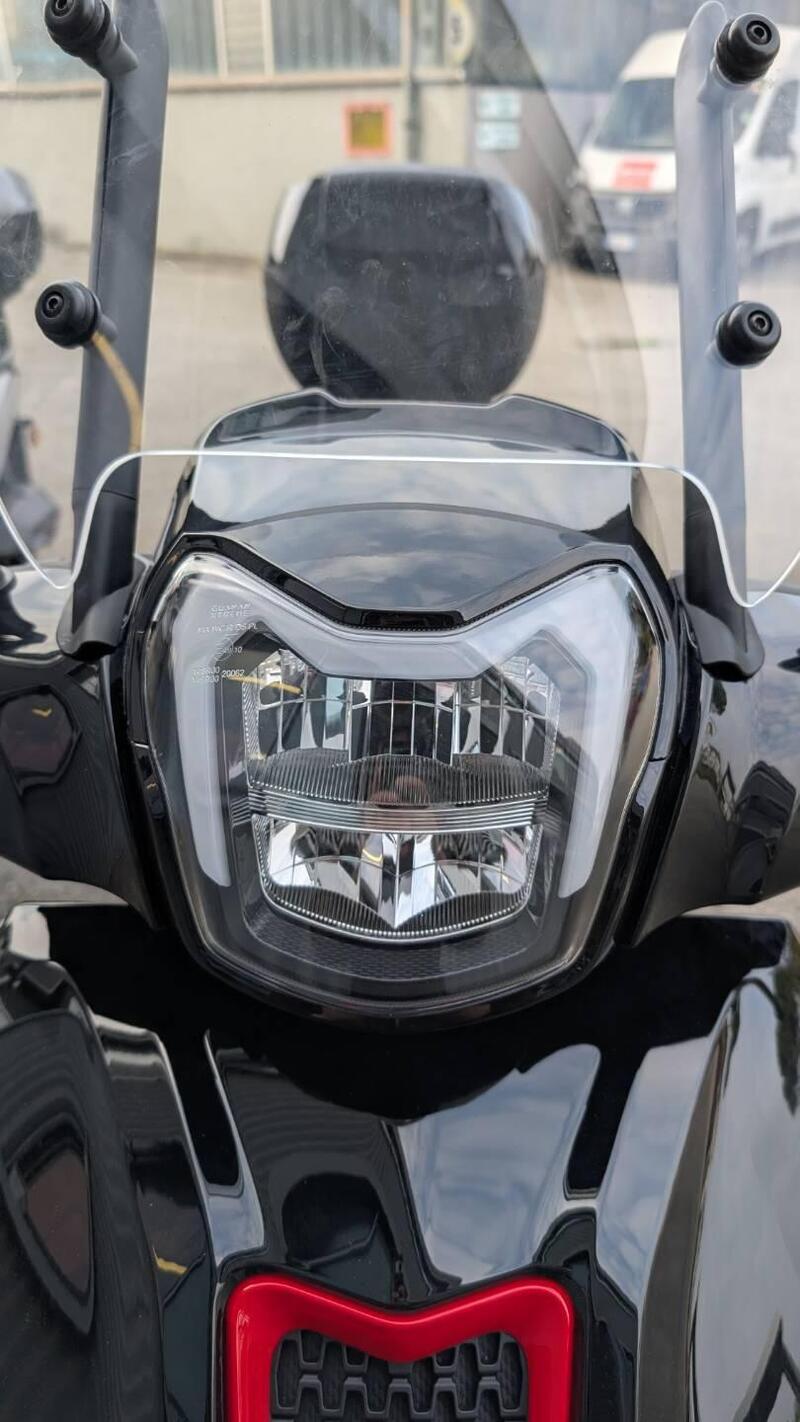 Swm C-Fly 125 (2026) (4)