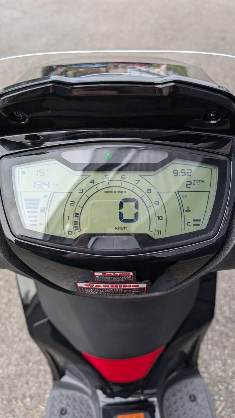 Swm C-Fly 125 (2026) (5)