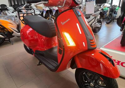 Vespa GTS 300 Super (2023 - 24) - Annuncio 9953889