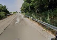 Buche in strada? Questo comune ha vietato il transito a moto e scooter perché non ha i soldi per ripararle