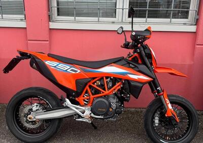 KTM 690 SMC R (2021 - 22) - Annuncio 9954785