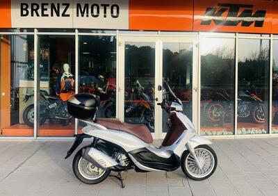 Piaggio Beverly 300 i.e. Police ABS-ASR (2017 - 20) - Annuncio 9809002