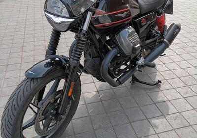 Moto Guzzi V7 Stone Special Edition (2022 - 25) - Annuncio 9955796
