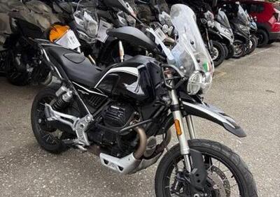 Moto Guzzi V85 TT Guardia d'Onore (2022 - 23) - Annuncio 9965038