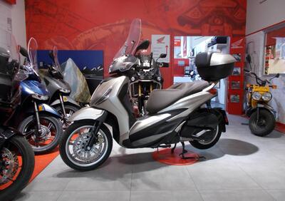 Piaggio Beverly 300 Hpe (2021) - Annuncio 9965862