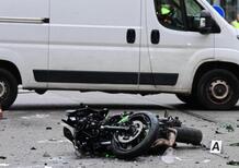 Milano, tragedia all’alba: scontro tra moto e taxi, morti due ventenni
