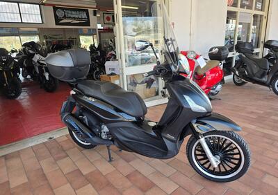 Piaggio Beverly 300 i.e. Police ABS-ASR (2017 - 20) - Annuncio 9968625