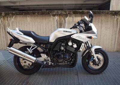 Yamaha FZS 600 Fazer S (2000 - 04) - Annuncio 9886052