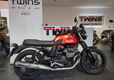 Moto Guzzi V7 II Stone (2015 - 17) - Annuncio 9969778