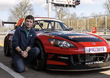 Dalle due alle quattro ruote (ma sempre Honda), Guy Martin debutta in auto a Silverstone!