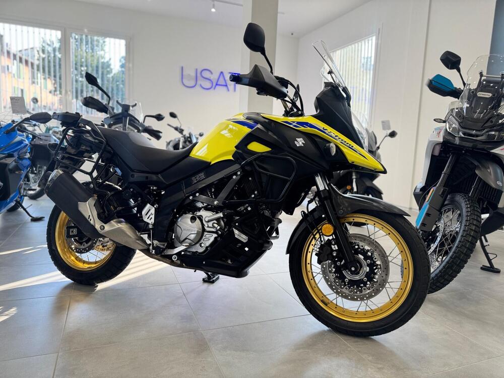 Suzuki V-Strom 650XT (2021 - 25) Usata
