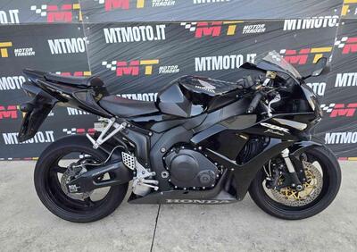 Honda CBR 1000 RR Fireblade (2006 - 07) - Annuncio 9974569