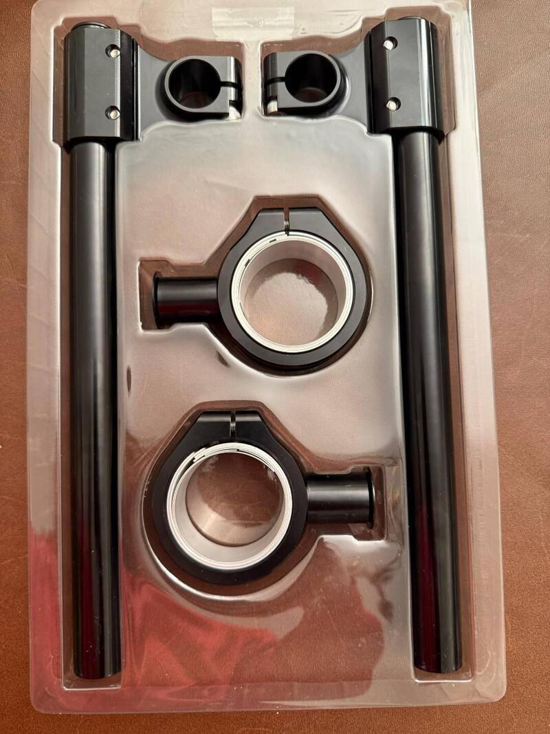 NUOVO - SEMIMANUBRI BARRACUDA diametro 50>52 (5)