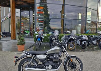 Moto Guzzi V9 Roamer (2021 - 24) - Annuncio 9944450