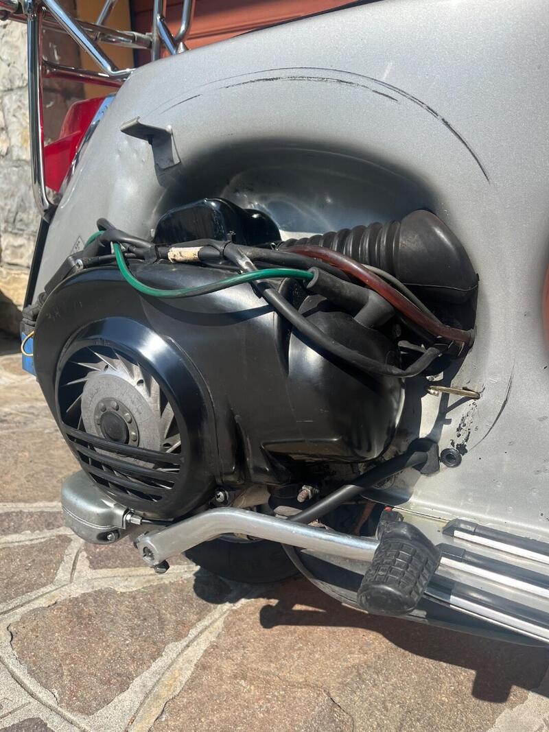 Piaggio vespa PX 150 (7)