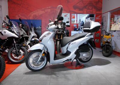 Honda SH 300 i ABS (2016 - 20) - Annuncio 9980689