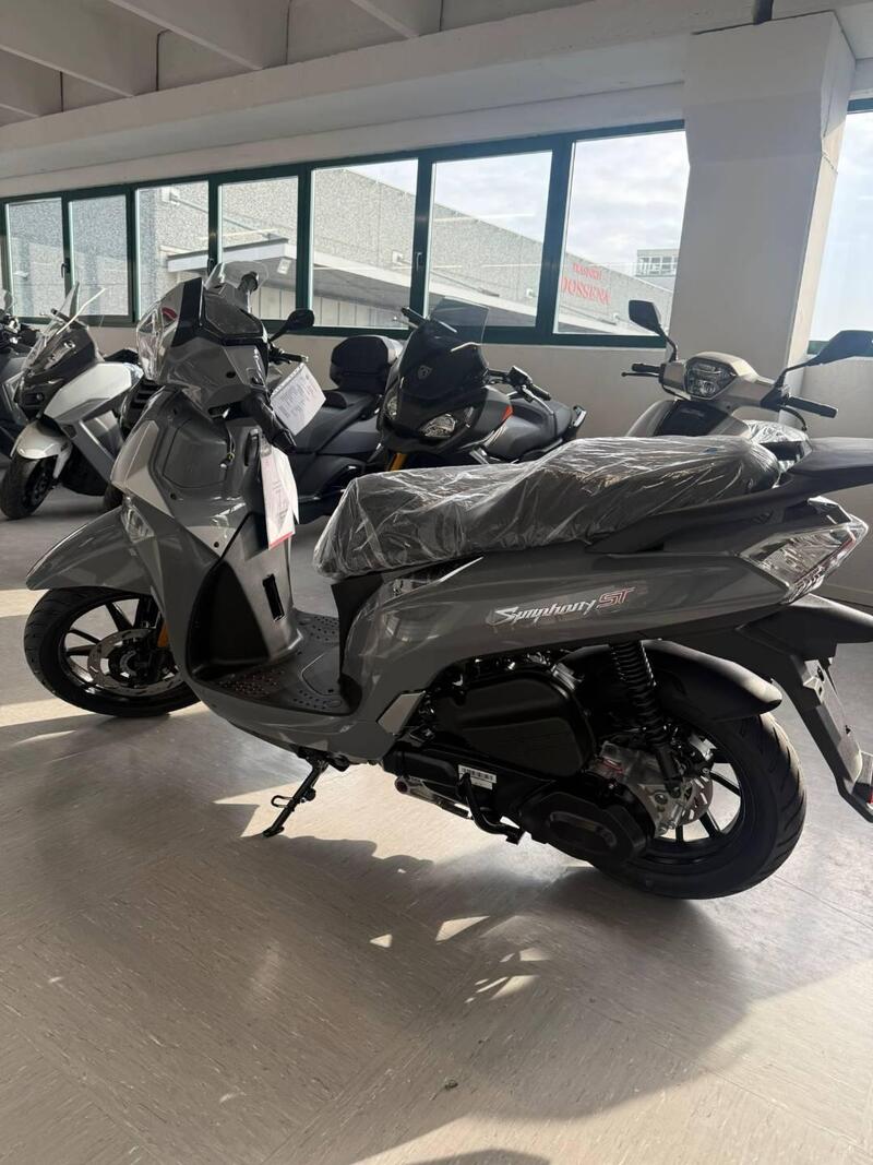 Sym Symphony 125 ST (2025 - 26) (3)