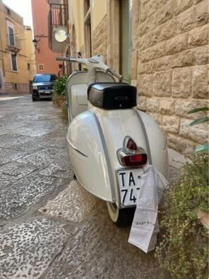 Piaggio Vespa GS 160 VSB1 (3)