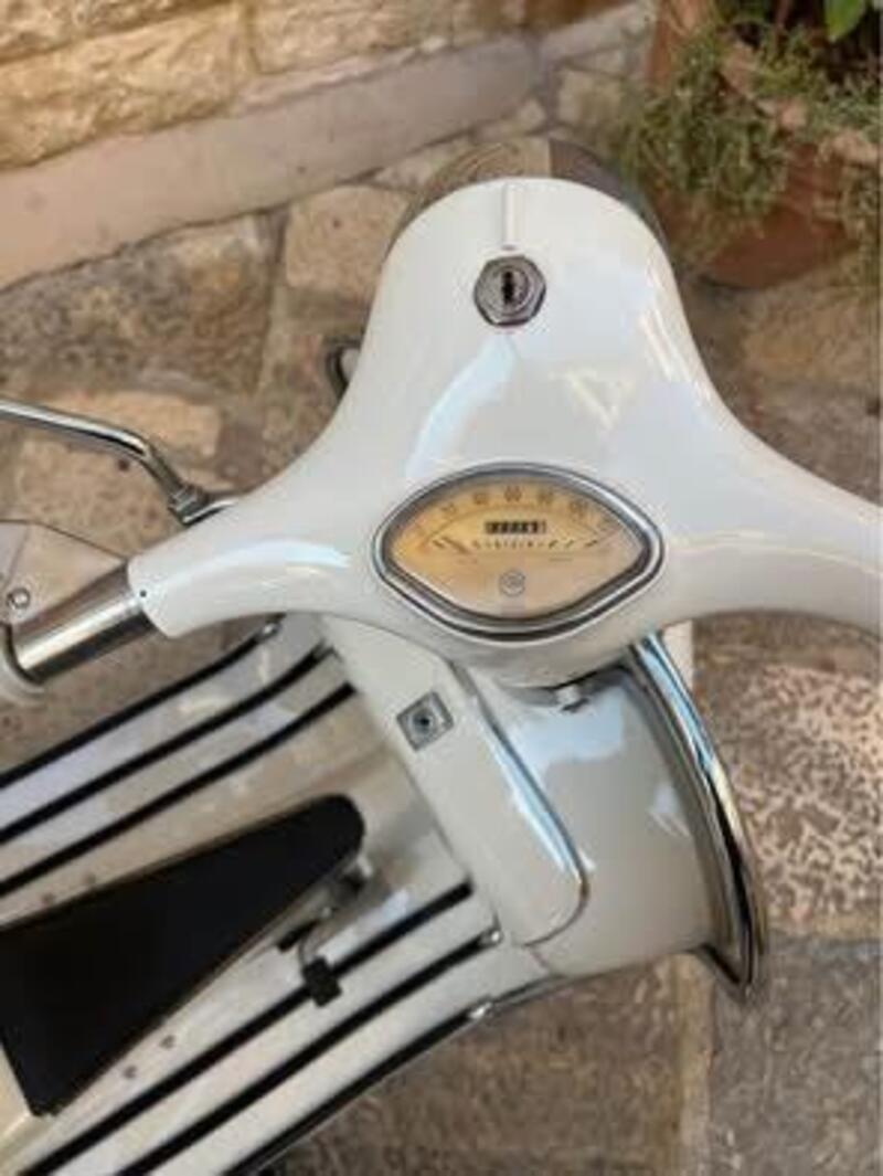 Piaggio Vespa GS 160 VSB1 (8)