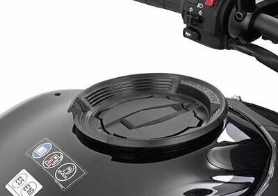 Givi BF29 Flangia metallica per borse serbatoio Ta - Annuncio 8989448