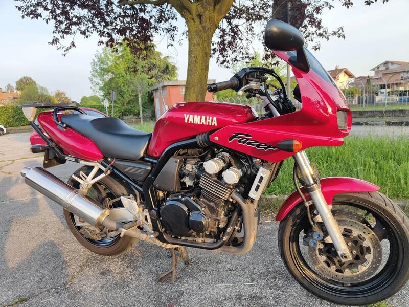 Yamaha Fazer FZS 600 (13)